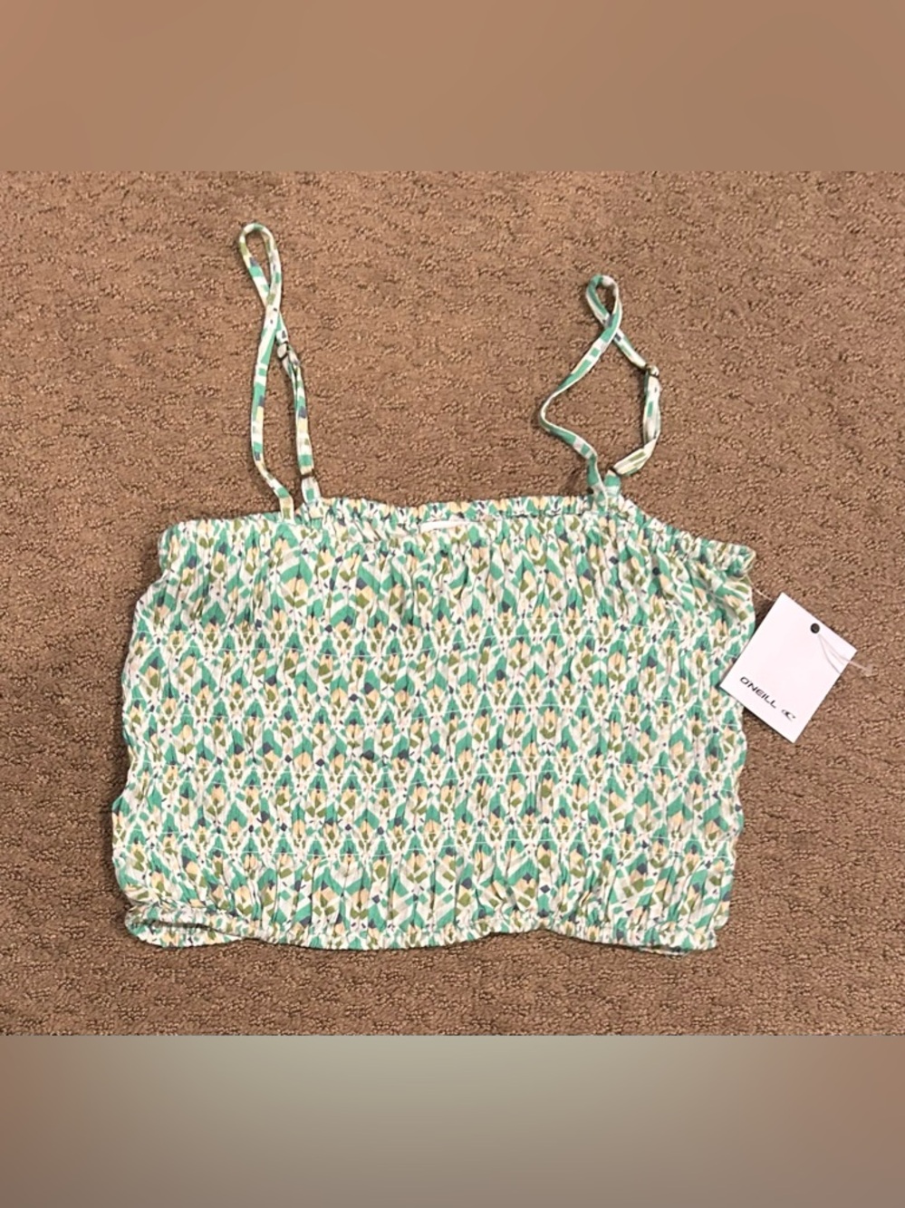 NWT‼️ O’Neill Green and White Floral tank top